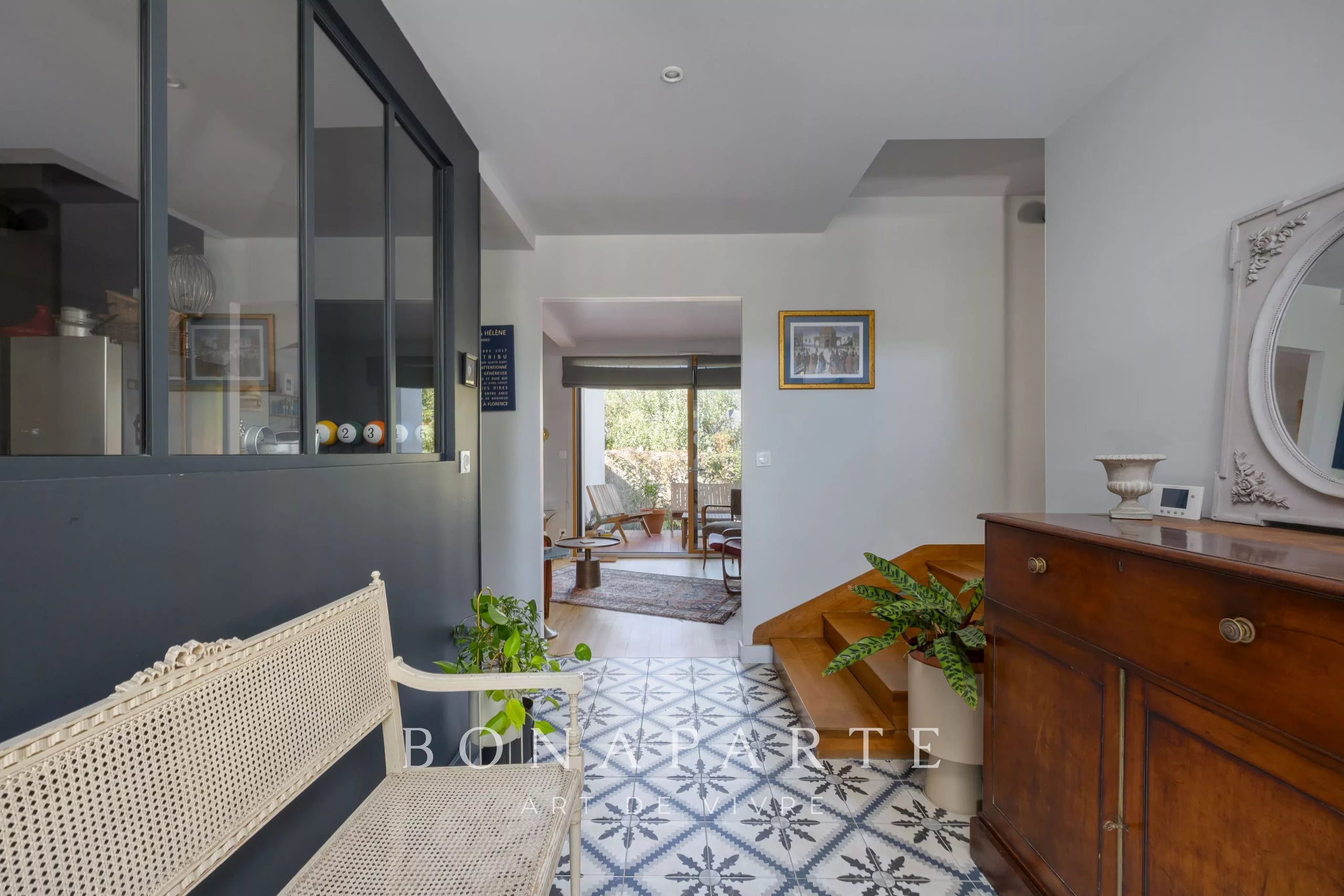 RENNES - ENTIRELY RENOVATED HOUSE JUST STEPS FROM THE STATION